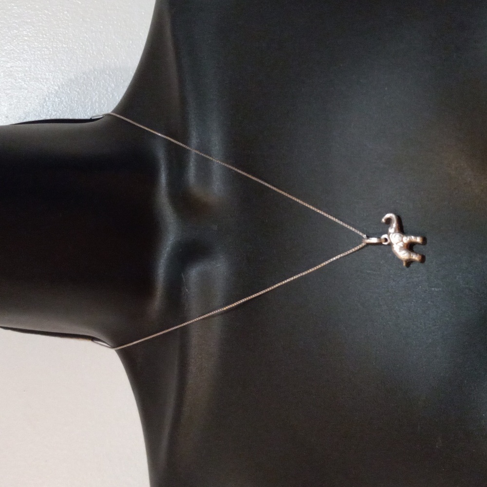 925 elephant pendant on chain - Picture 6 of 10